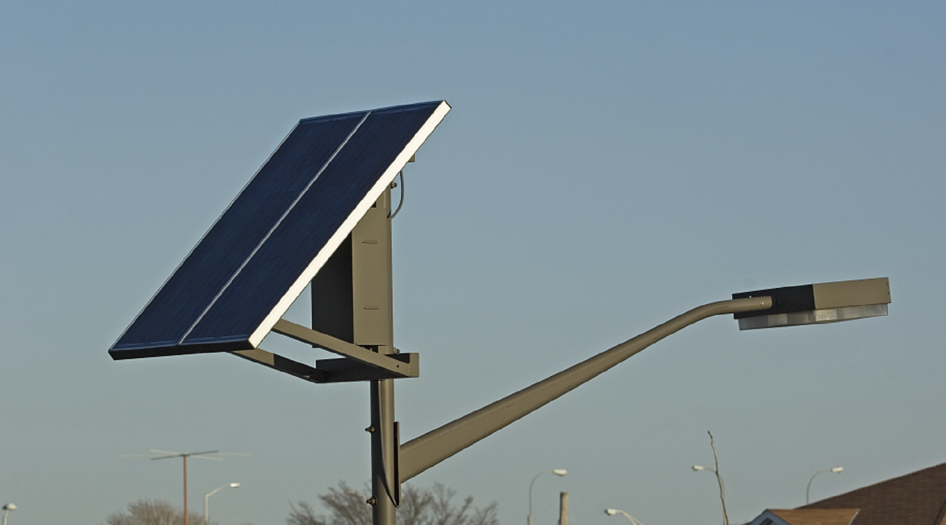 为什么要使用太阳能路灯？？？？？